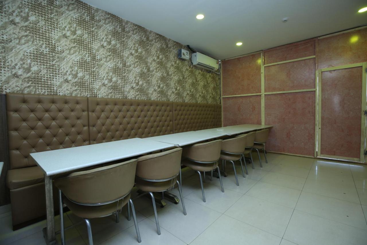 Hotel Pearl Grand & Banquet Zirakpur 外观 照片